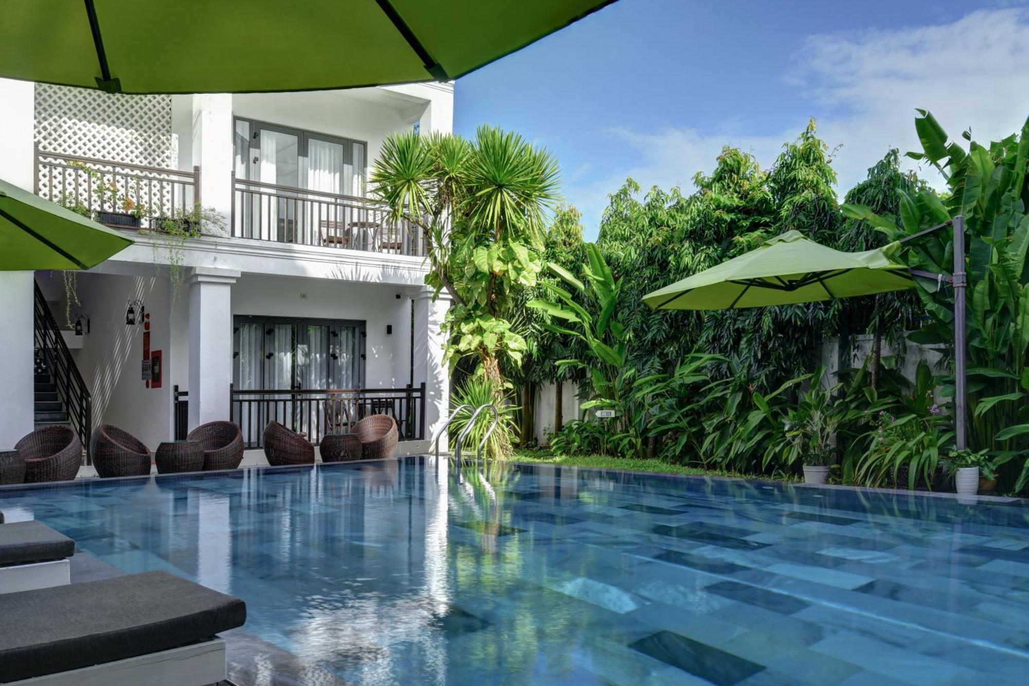 White Lotus Hotel Hoian Хойан Экстерьер фото
