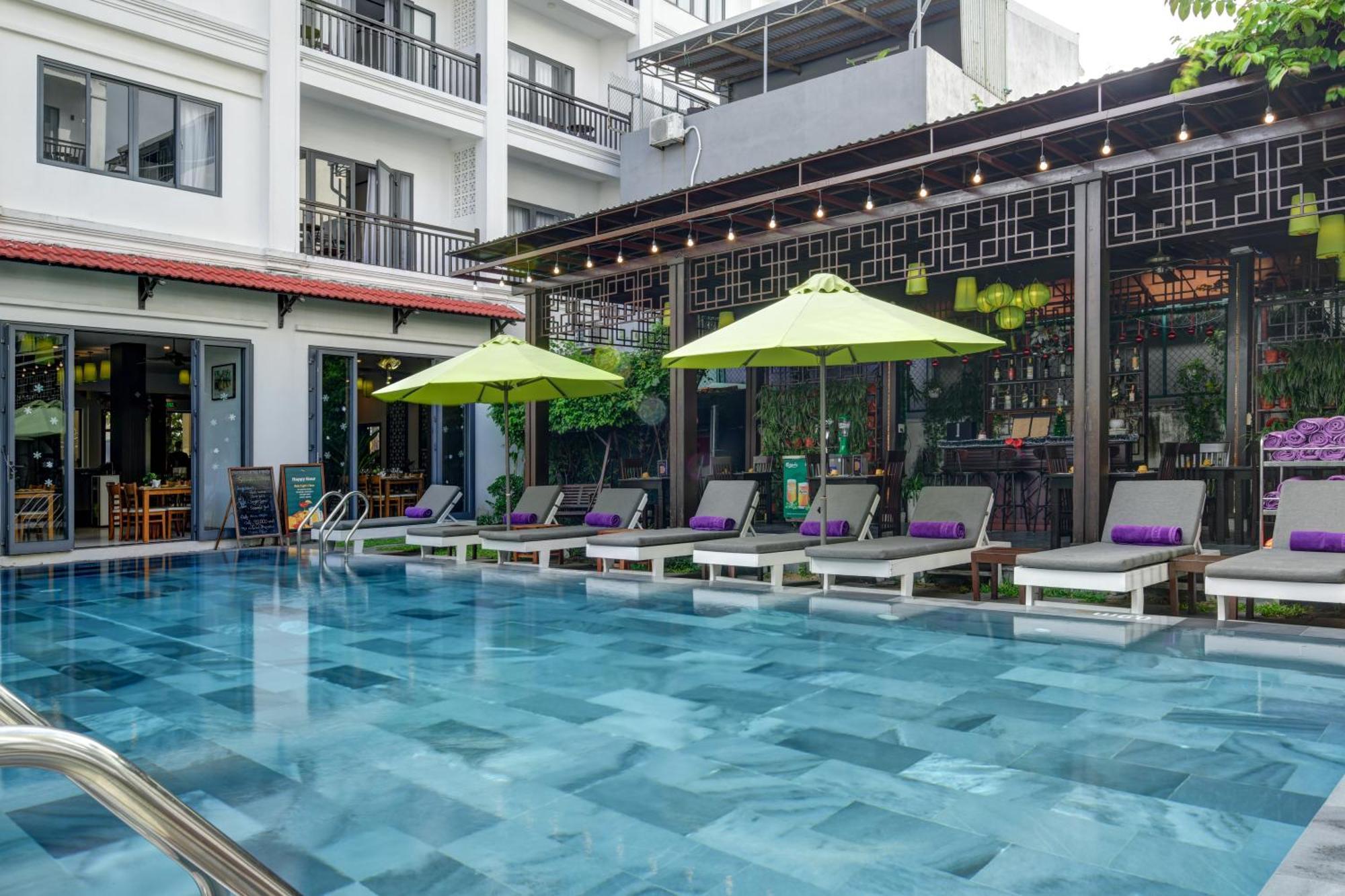 White Lotus Hotel Hoian Хойан Экстерьер фото